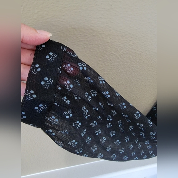 Motherhood‎ Maternity Sheer Black Tie Waist Blouse, Size M Medium - Picture 3 of 5